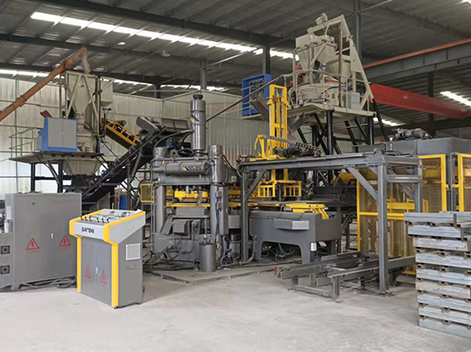 Pavimentos de terrazo de primera calidad y adoquines imitaci&oacute;n piedra producidos por QPR600-6